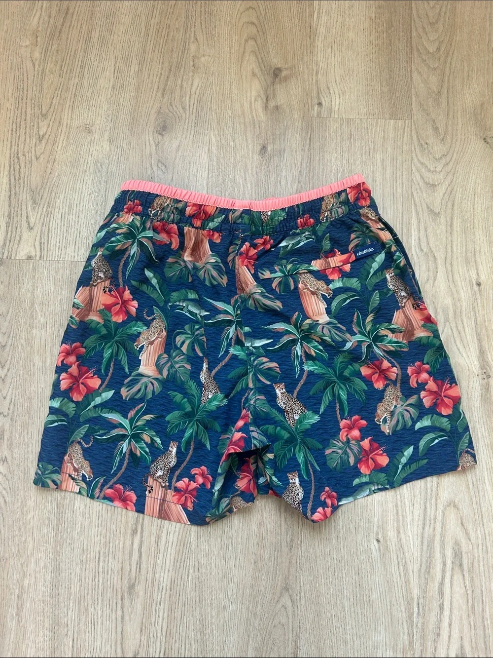 Chubbies Men’s Leopard Jungle Swim Trunks XS 5.5” Inseam EUC